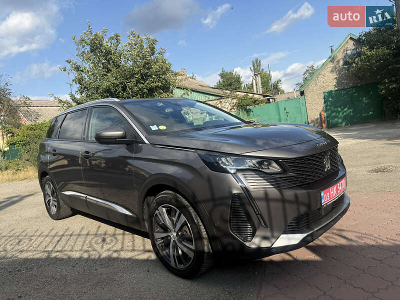Позашляховик / Кросовер Peugeot 5008 2020 в Запоріжжі