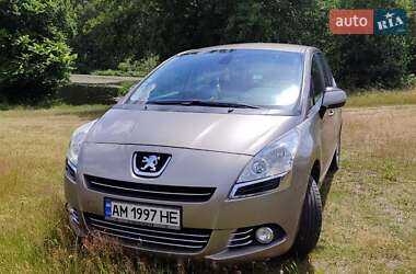 Мікровен Peugeot 5008 2010 в Коростені