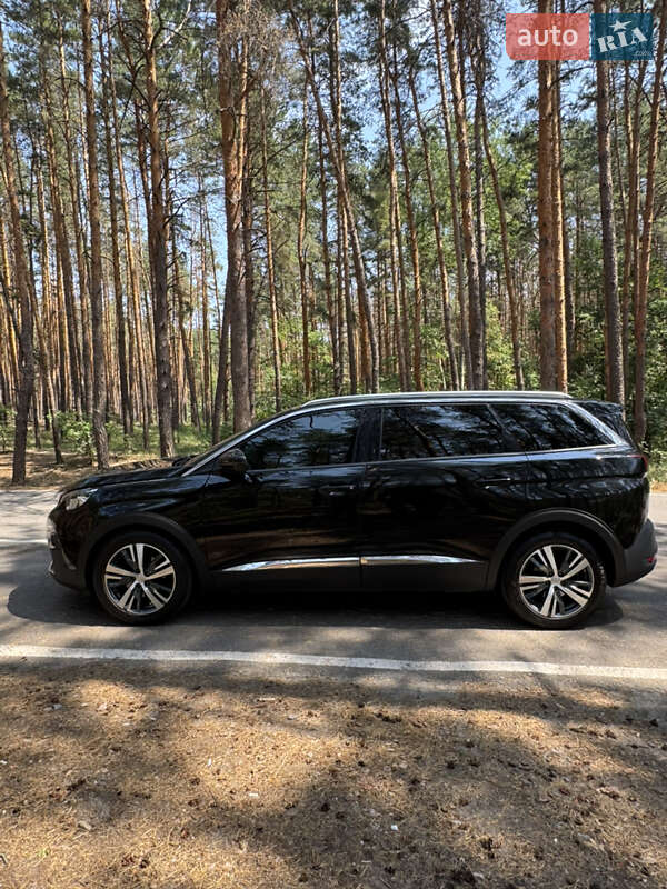 Внедорожник / Кроссовер Peugeot 5008 2017 в Полтаве