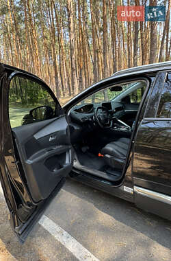 Позашляховик / Кросовер Peugeot 5008 2017 в Полтаві