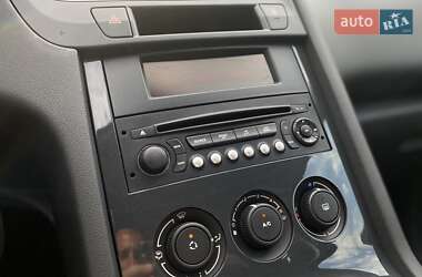 Мікровен Peugeot 5008 2013 в 