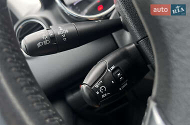 Микровэн Peugeot 5008 2016 в 