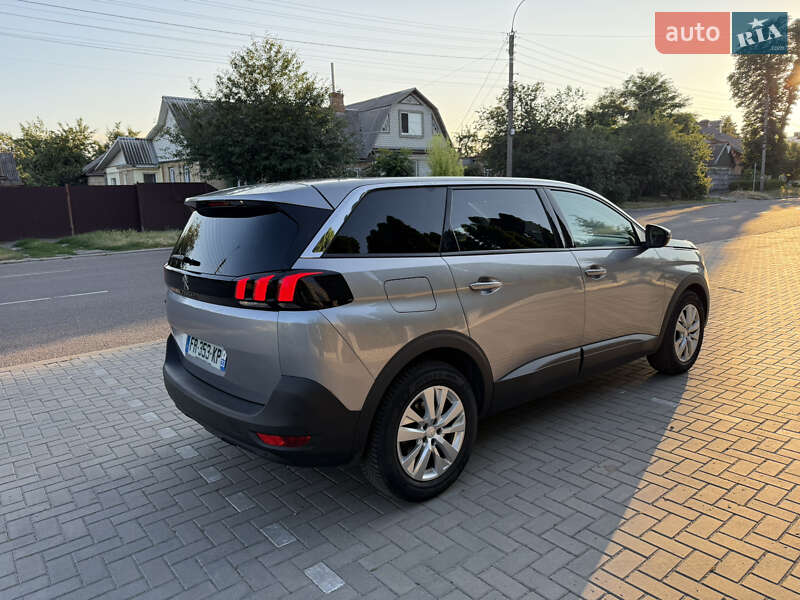 Внедорожник / Кроссовер Peugeot 5008 2020 в Черкассах