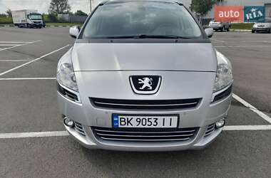 Микровэн Peugeot 5008 2011 в Ровно