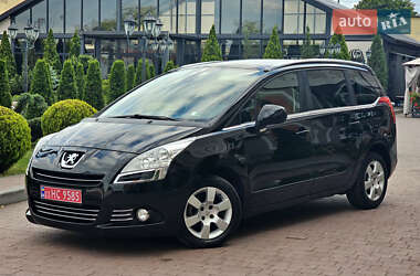 Микровэн Peugeot 5008 2012 в 