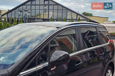 Микровэн Peugeot 5008 2012 в 