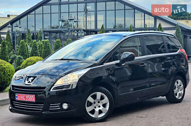 Микровэн Peugeot 5008 2012 в 