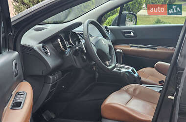 Микровэн Peugeot 5008 2012 в 