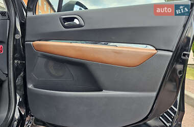 Микровэн Peugeot 5008 2012 в 