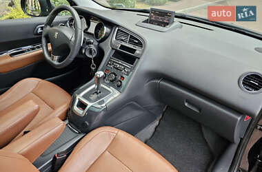 Микровэн Peugeot 5008 2012 в 