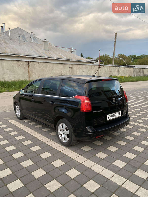 Микровэн Peugeot 5008 2013 в Стрые