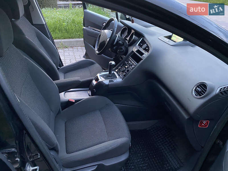 Микровэн Peugeot 5008 2013 в Стрые