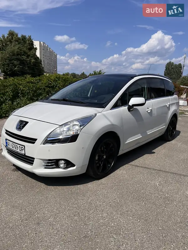 Peugeot 5008