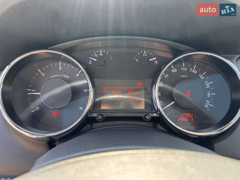 Мікровен Peugeot 5008 2011 в Вишневому