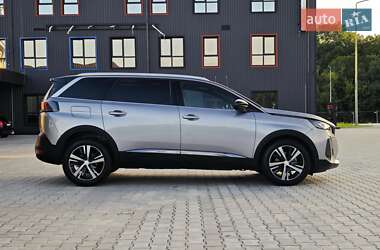 Внедорожник / Кроссовер Peugeot 5008 2021 в Дубно