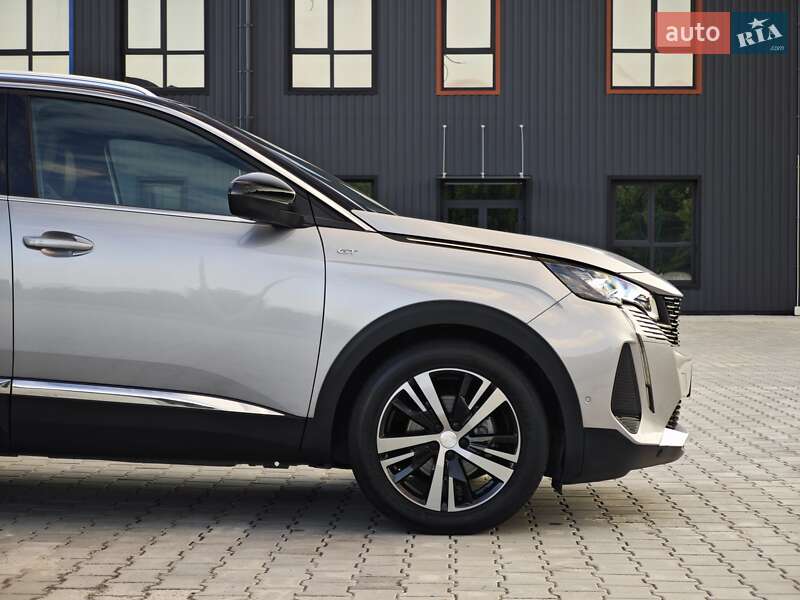 Позашляховик / Кросовер Peugeot 5008 2021 в Дубні