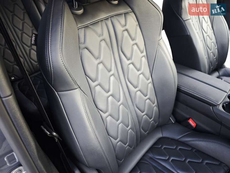 Позашляховик / Кросовер Peugeot 5008 2021 в Дубні