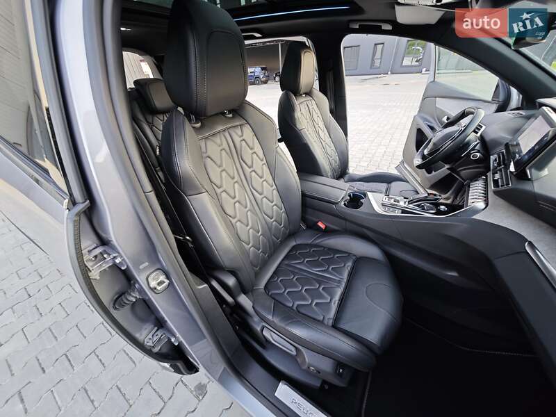Позашляховик / Кросовер Peugeot 5008 2021 в Дубні