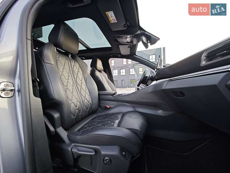 Позашляховик / Кросовер Peugeot 5008 2021 в Дубні