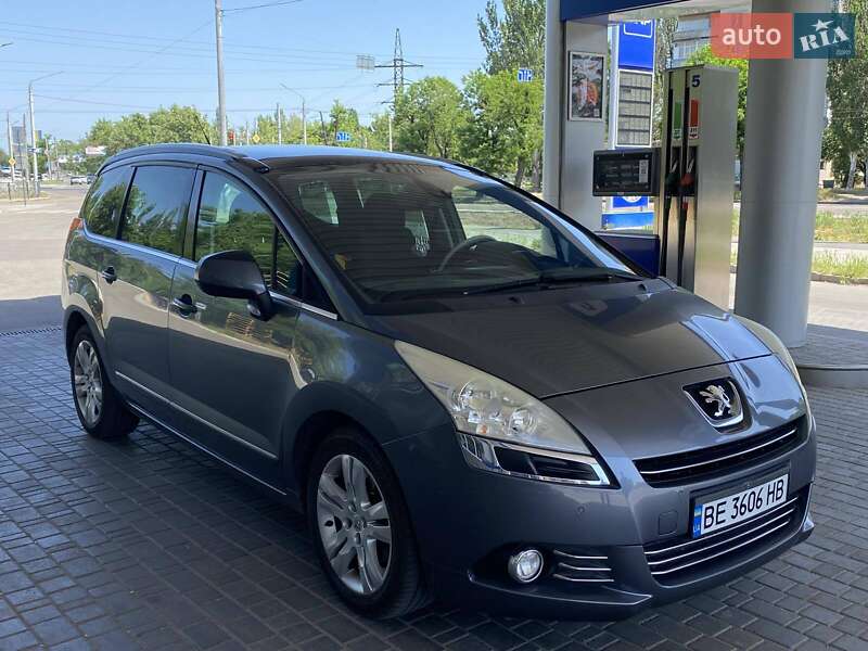 Микровэн Peugeot 5008 2011 в Николаеве