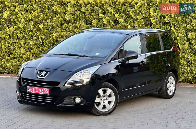 Peugeot 5008 2012