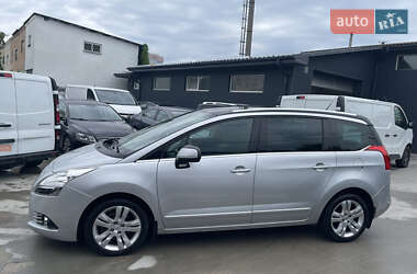 Мікровен Peugeot 5008 2011 в Рівному