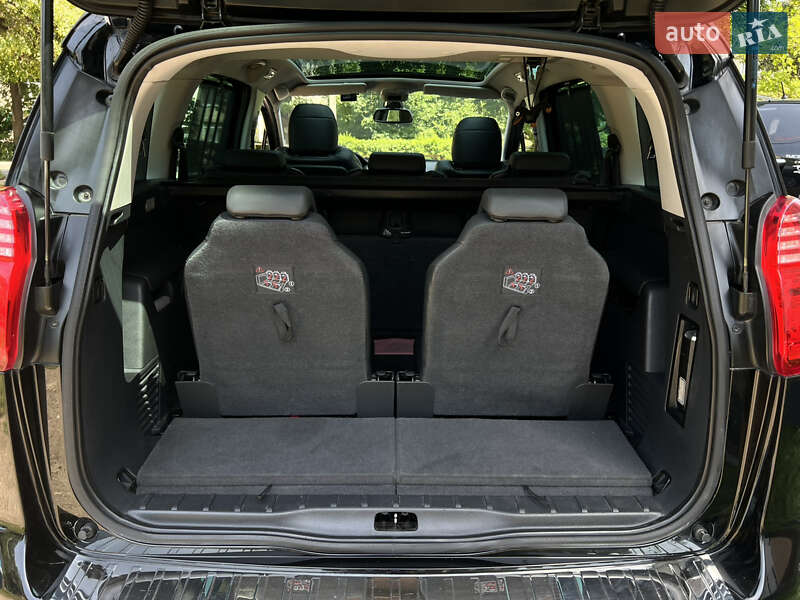 Мікровен Peugeot 5008 2010 в Чернівцях