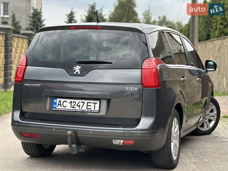 Микровэн Peugeot 5008 2009 в Луцке