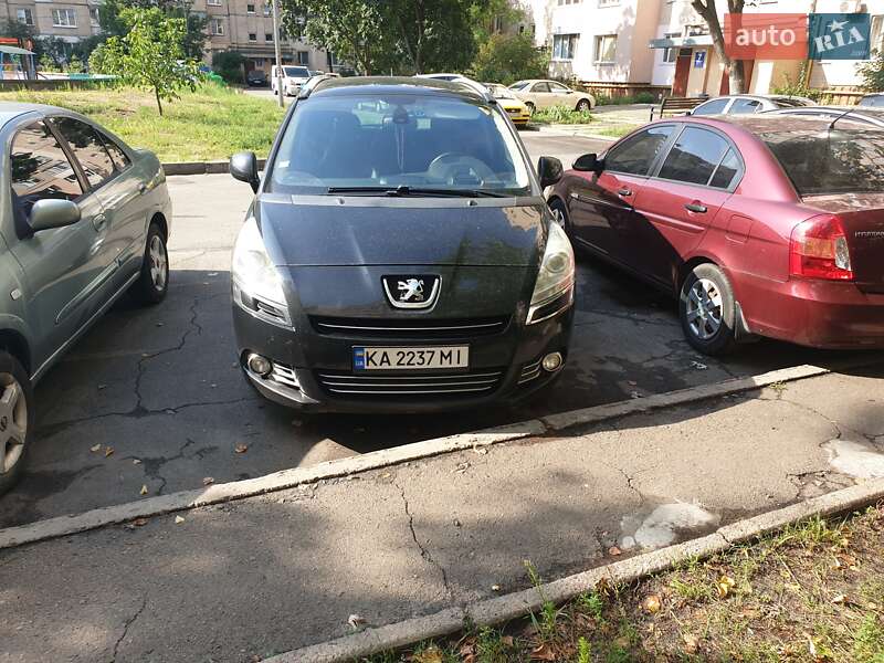 Мікровен Peugeot 5008 2011 в Києві фото 2 Мікровен Peugeot 5008 2011 в Києві