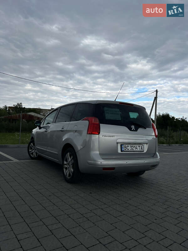 Микровэн Peugeot 5008 2009 в Львове