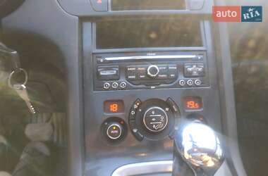 Микровэн Peugeot 5008 2012 в 