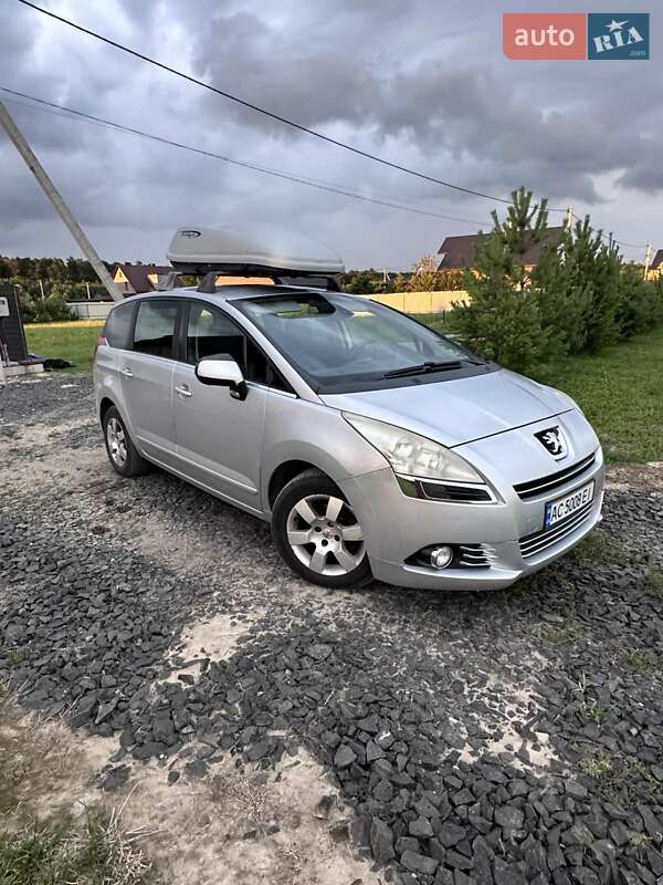 Микровэн Peugeot 5008 2011 в Луцке фото 4 Микровэн Peugeot 5008 2011 в Луцке