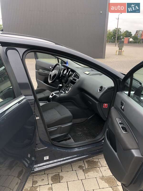 Мікровен Peugeot 5008 2010 в Дрогобичі