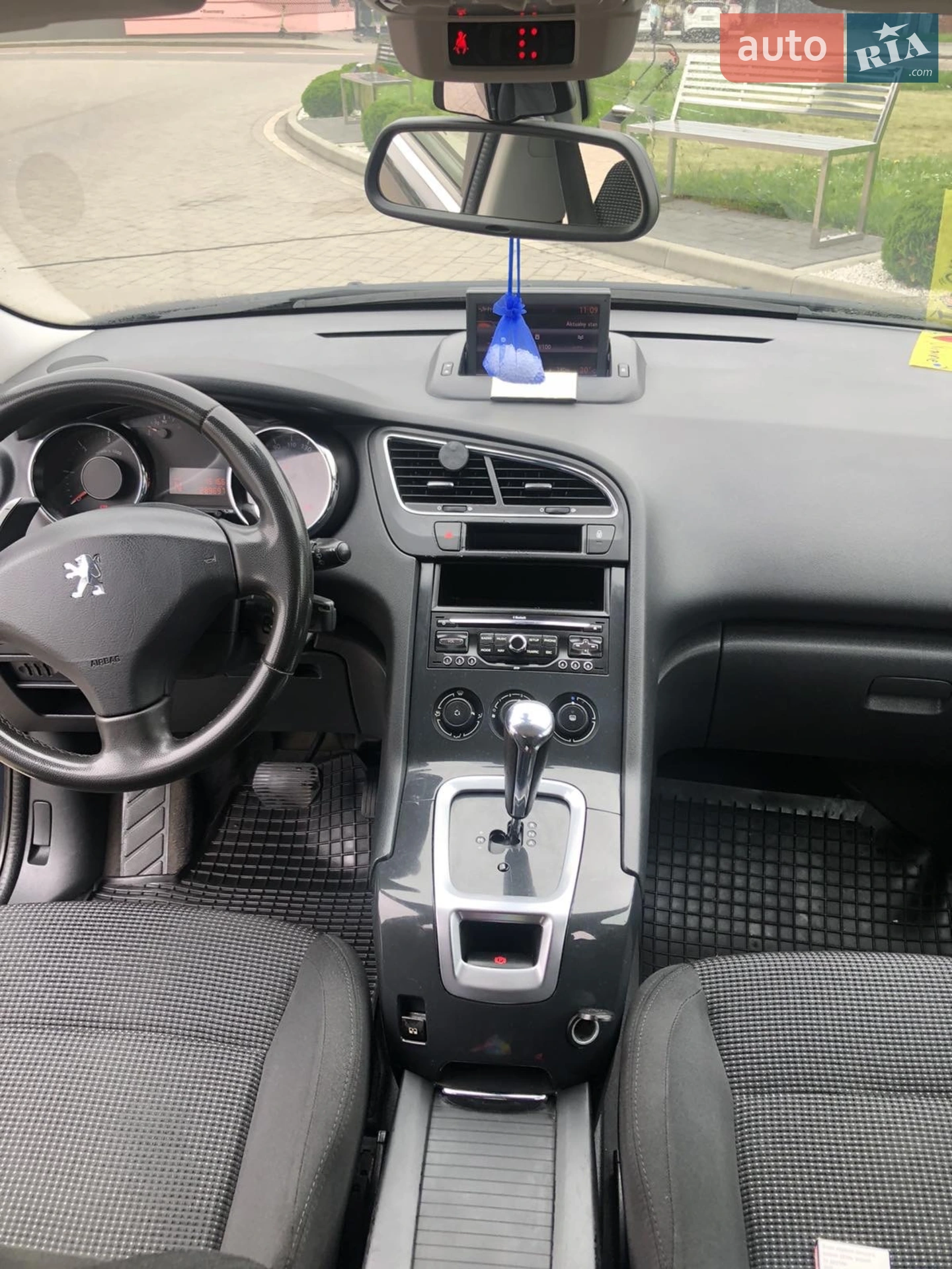 2010 Peugeot 5008 - мініатюра 12