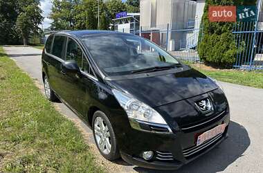 Микровэн Peugeot 5008 2011 в Стрые