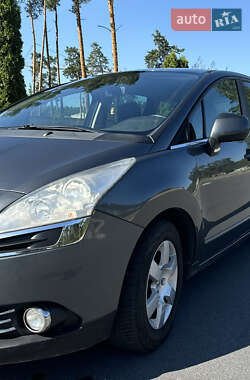 Микровэн Peugeot 5008 2013 в Житомире