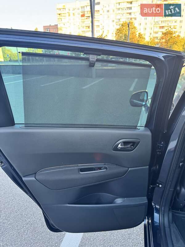 Микровэн Peugeot 5008 2010 в Харькове фото 54 Микровэн Peugeot 5008 2010 в Харькове