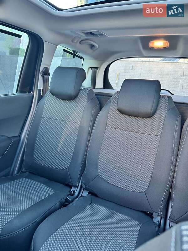 Микровэн Peugeot 5008 2010 в Харькове фото 78 Микровэн Peugeot 5008 2010 в Харькове