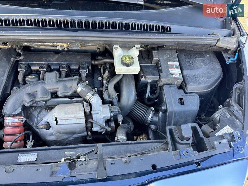 Микровэн Peugeot 5008 2010 в Харькове фото 132 Микровэн Peugeot 5008 2010 в Харькове