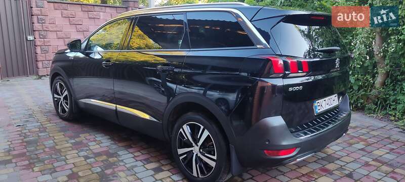 Внедорожник / Кроссовер Peugeot 5008 2017 в Ровно фото 8 Внедорожник / Кроссовер Peugeot 5008 2017 в Ровно