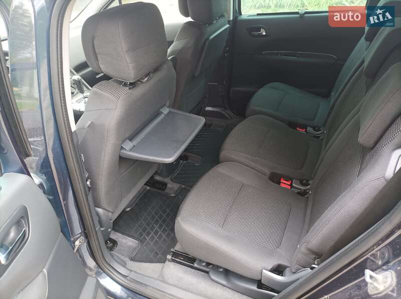 Мікровен Peugeot 5008 2015 в Бродах фото 44 Мікровен Peugeot 5008 2015 в Бродах