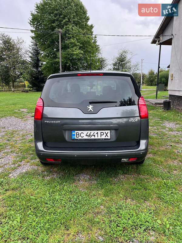 Мікровен Peugeot 5008 2010 в Самборі