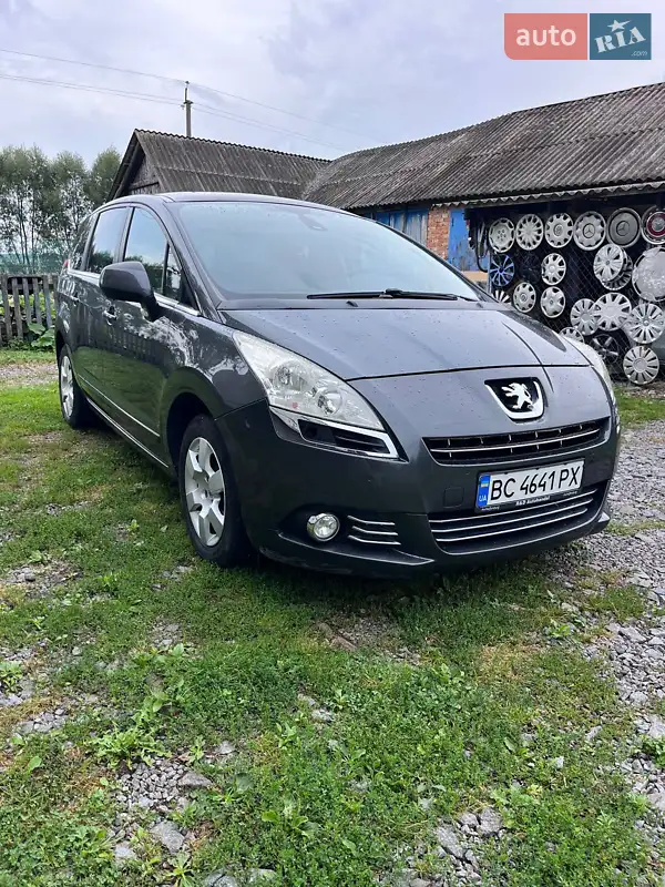 Peugeot 5008 2010