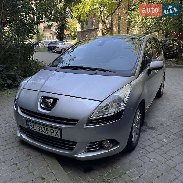 Peugeot 5008 2010