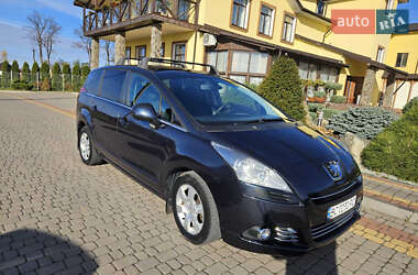 Микровэн Peugeot 5008 2013 в Львове