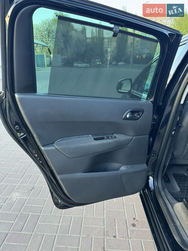 Мікровен Peugeot 5008 2012 в Луцьку