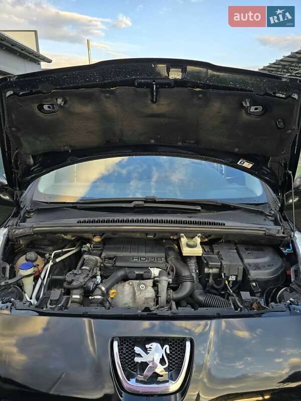 Мікровен Peugeot 5008 2010 в Львові