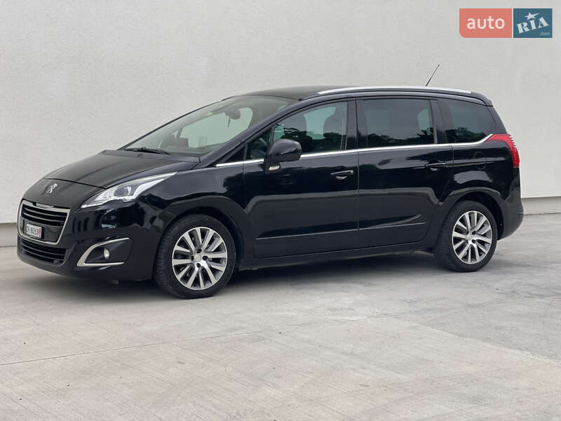 Мікровен Peugeot 5008 2015 в Луцьку