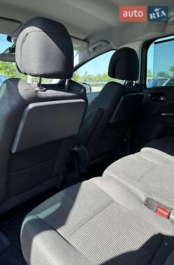 Микровэн Peugeot 5008 2014 в 