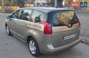 Микровэн Peugeot 5008 2010 в 